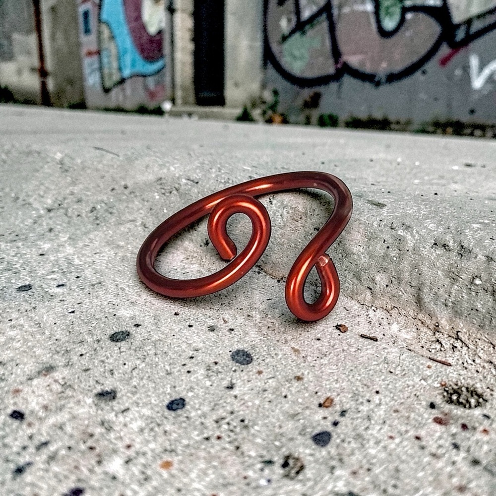 5 For $25💫Alternative Copper Colored Swirl Wire Ring